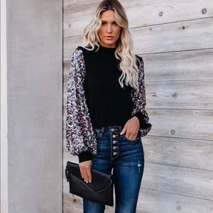 NEVER WORN DISCO FEVER SEQUIN SLEEVE MOCK NECK KNIT TOP